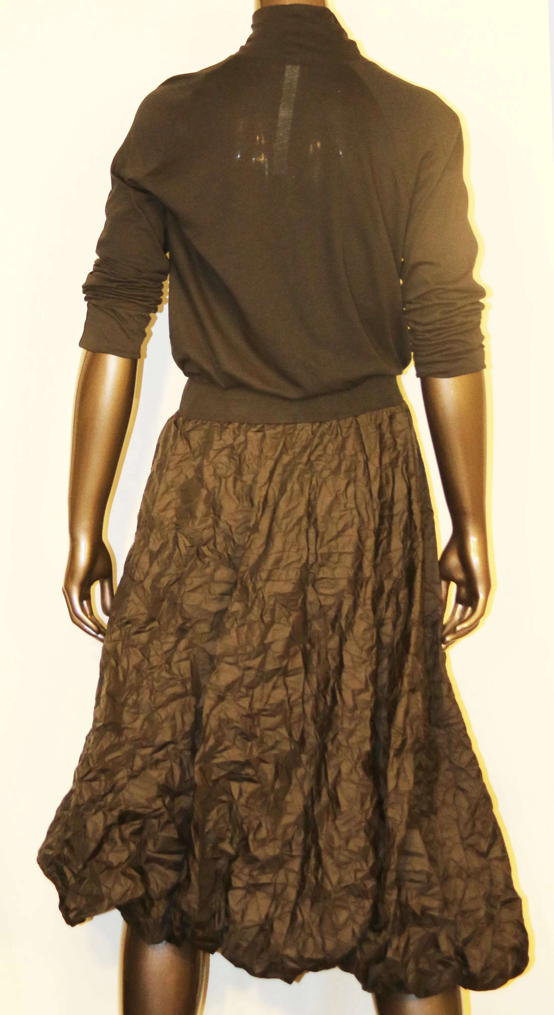 Asymmetrical Bubble Hem Skirt