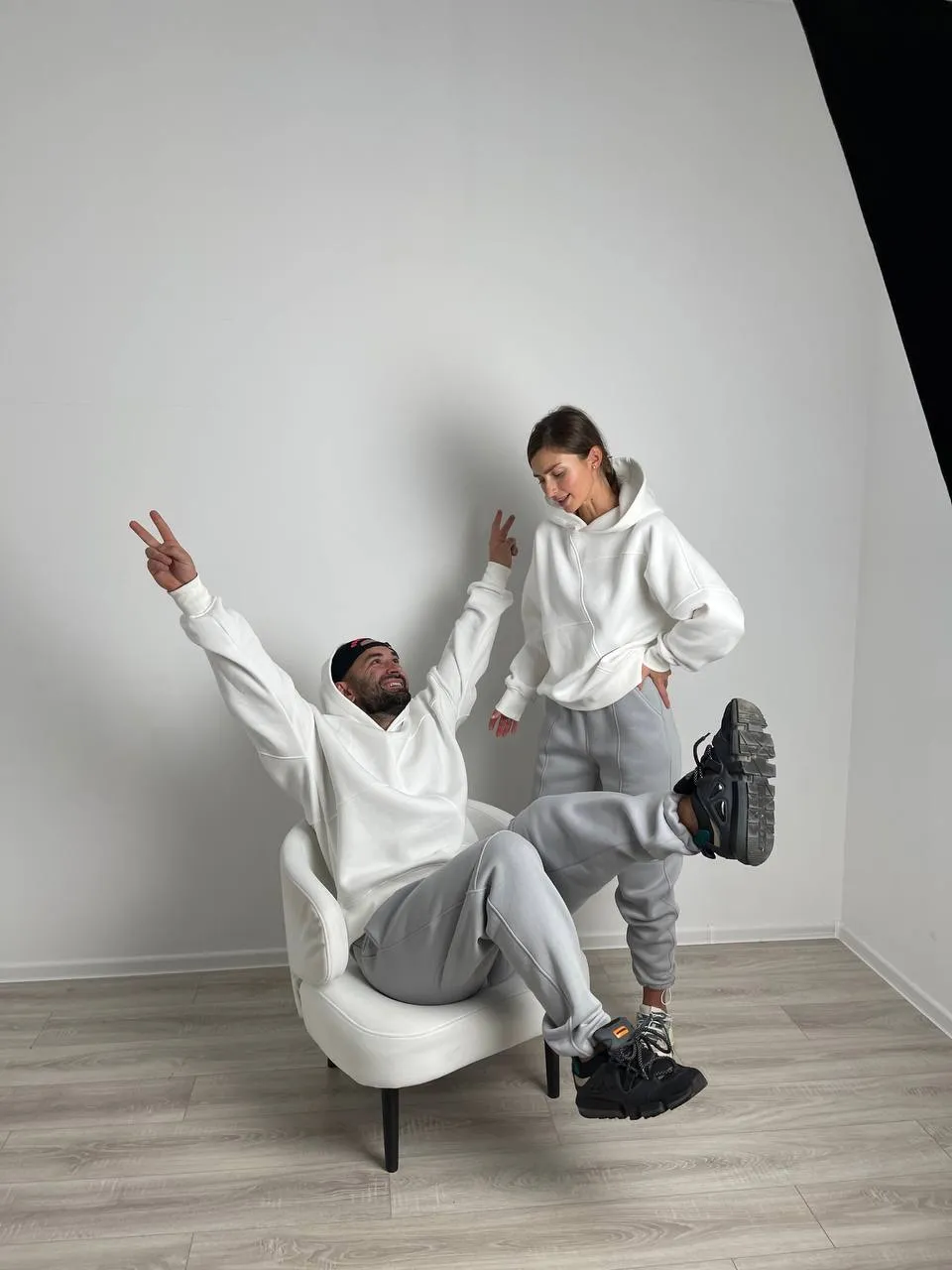 Family Look Suit Color White with Gray Women's Tracksuit Men's Tracksuit