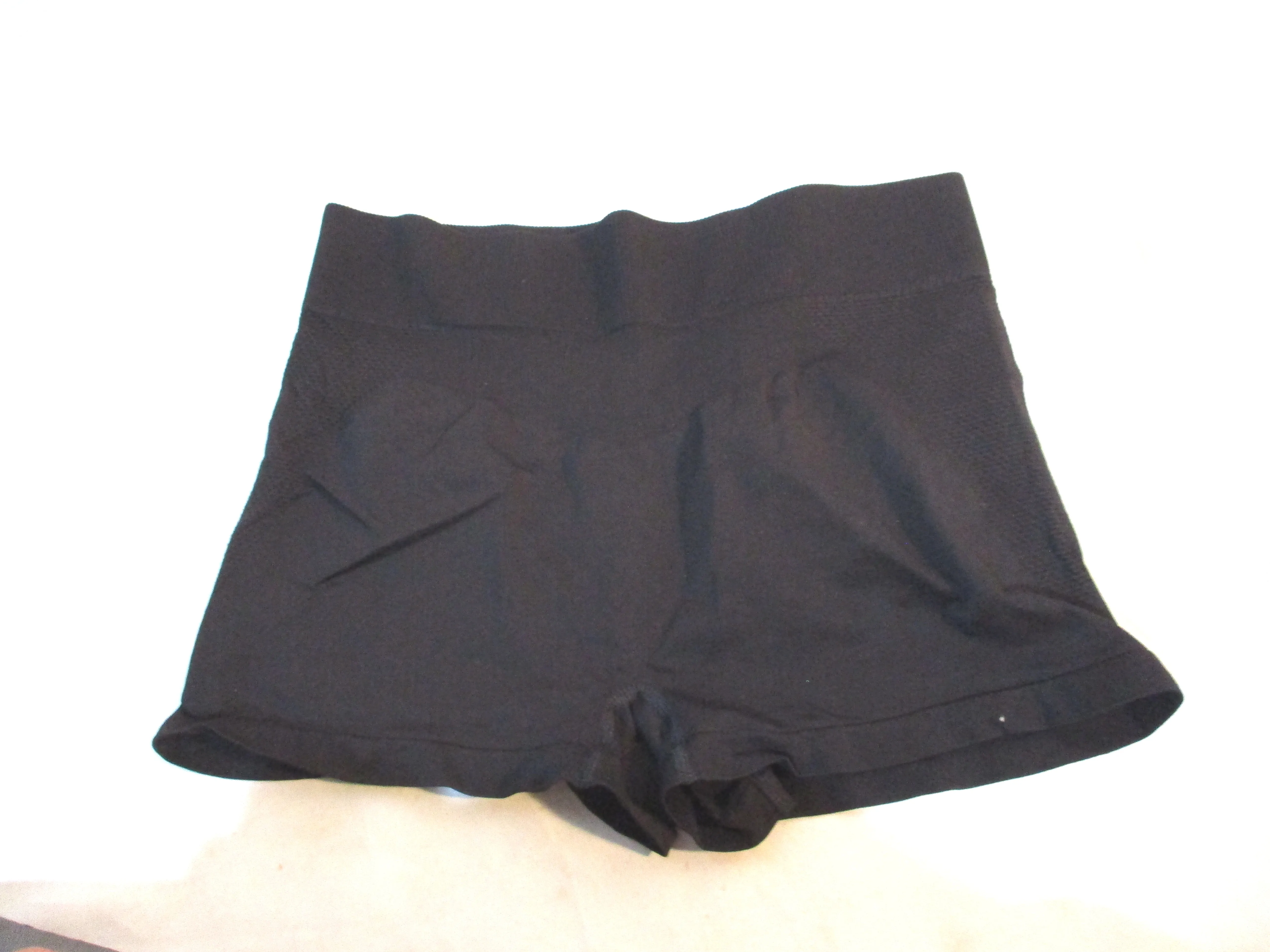 LUCAS HUGH Hottie Bootie KNIT SHORTS L BLACK Running