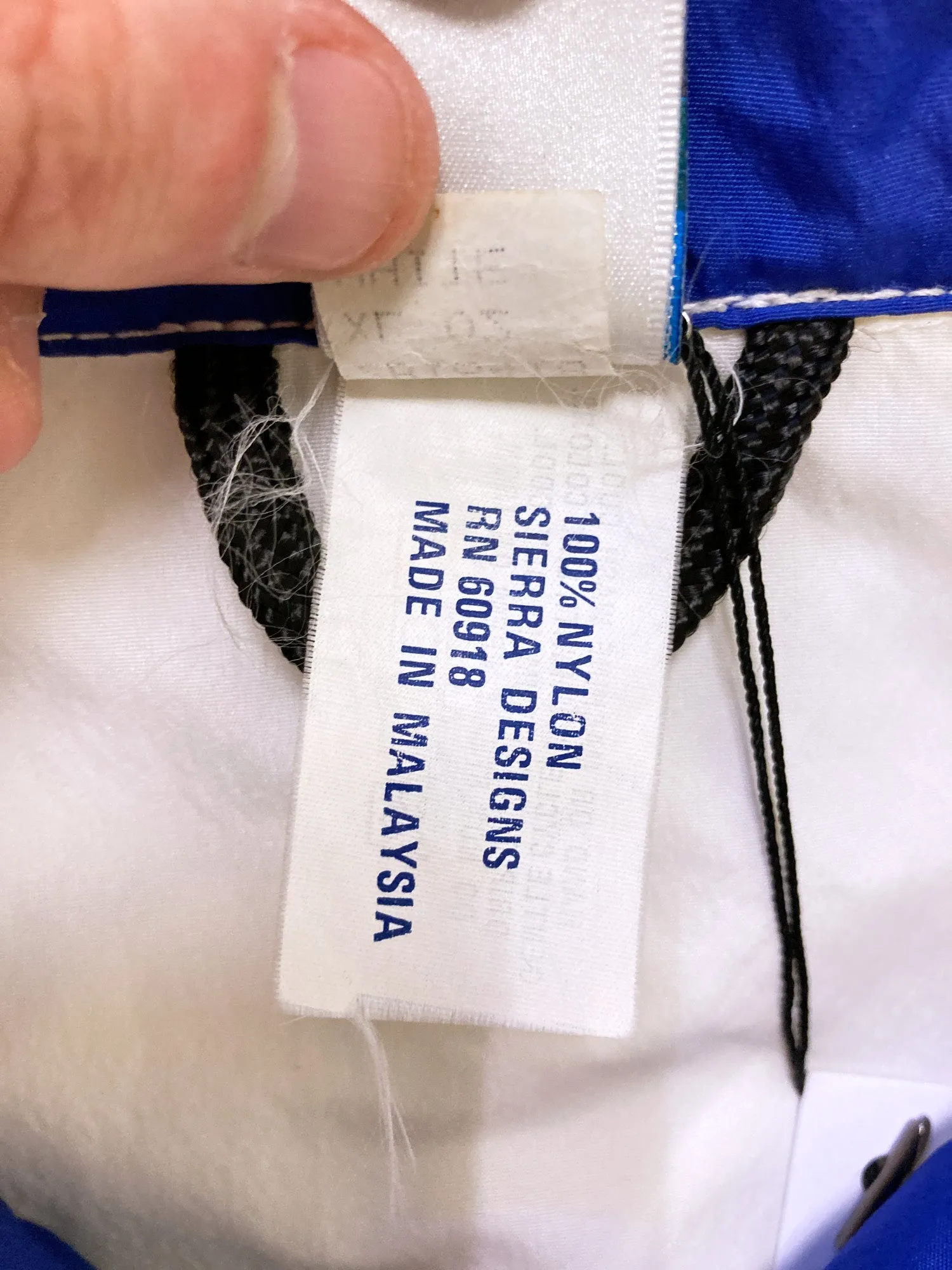 Sierra Designs 1990s white nylon 4 pocket parka with pullover hood - XL
