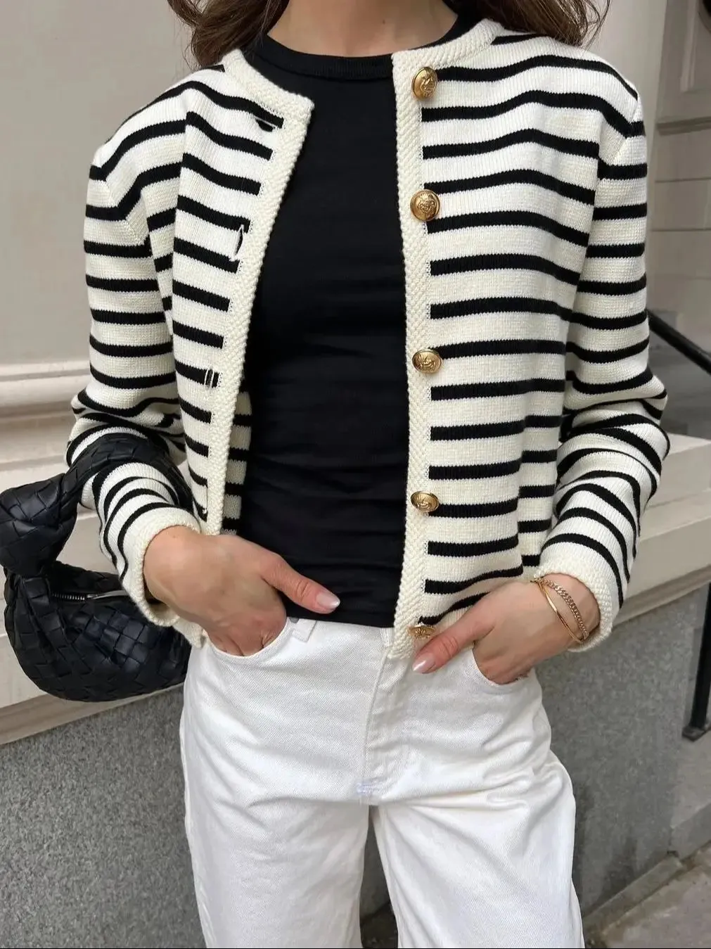 Toleet-Women Casual Striped Sweater 2024 Winter Fashion Single Breasted Knit Short Cardigan Female Elegant O-neck Pullover Sweater