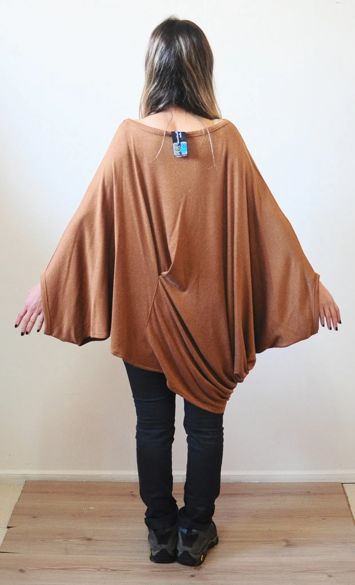 Women's Twisted Top / Loose Casual Cotton Blouse