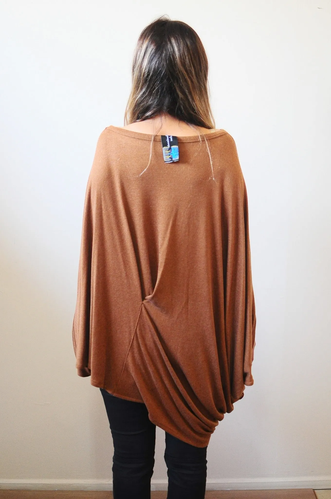 Women's Twisted Top / Loose Casual Cotton Blouse