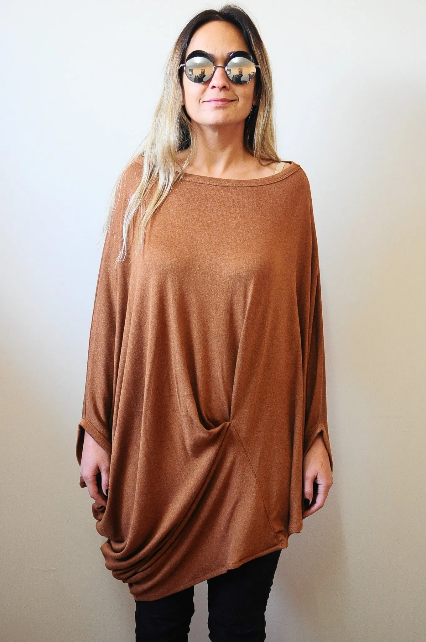 Women's Twisted Top / Loose Casual Cotton Blouse