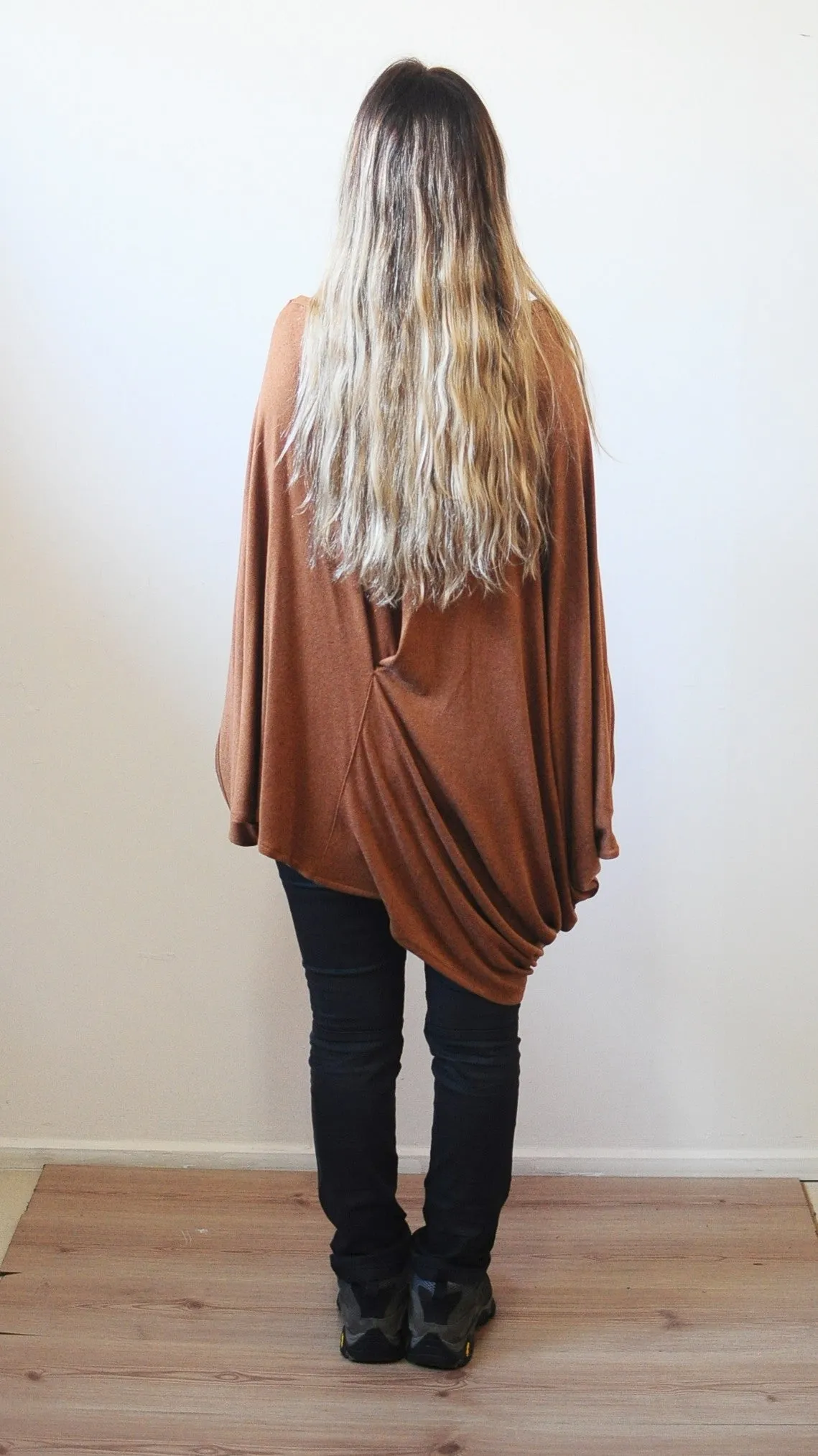 Women's Twisted Top / Loose Casual Cotton Blouse